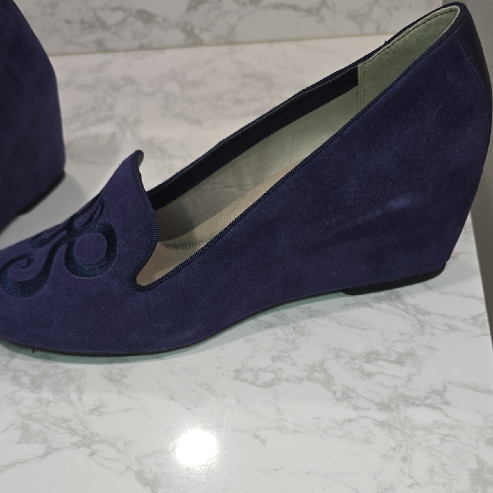 Hush Puppies Suede Wedges Woman's Size 8.5W - Picture 7 of 14